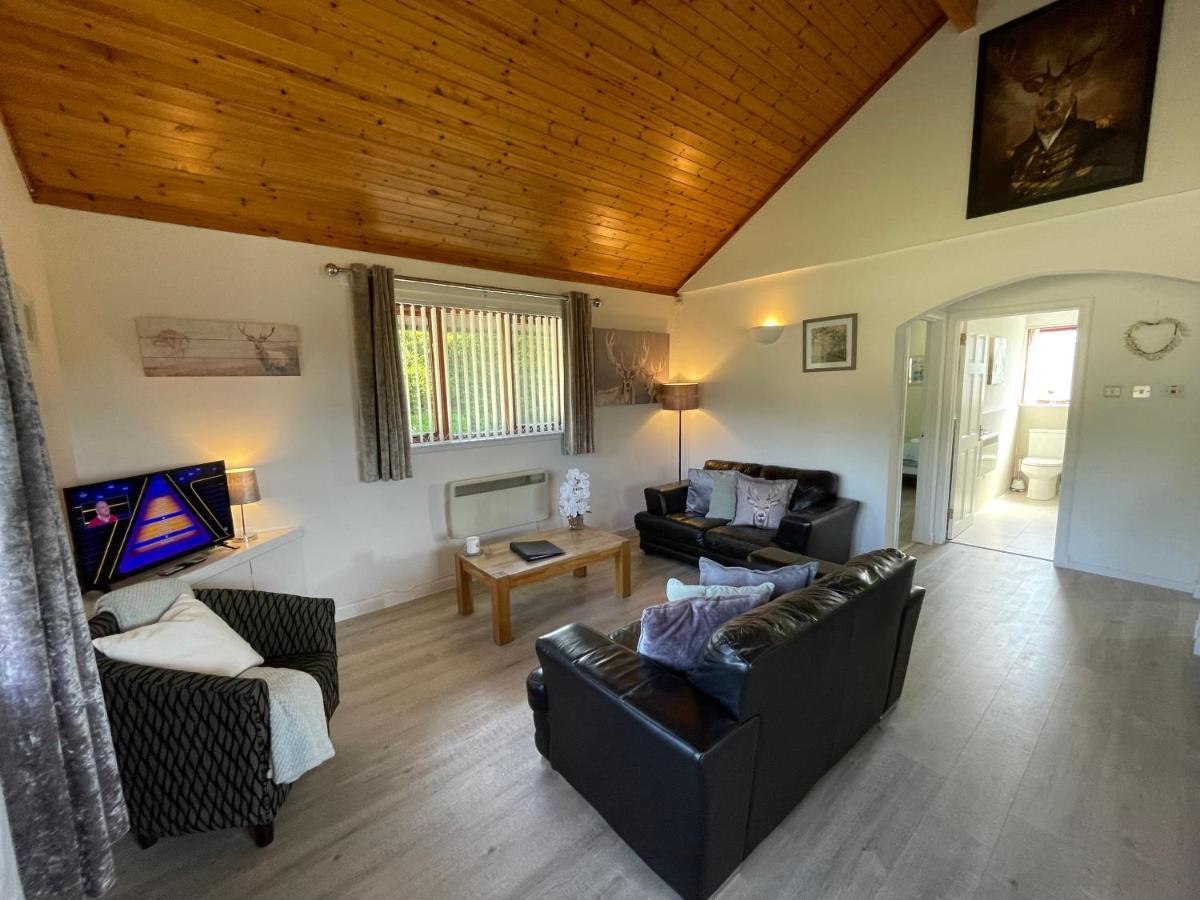 Wellsfield Farm Holiday Lodges Stirling Exterior photo