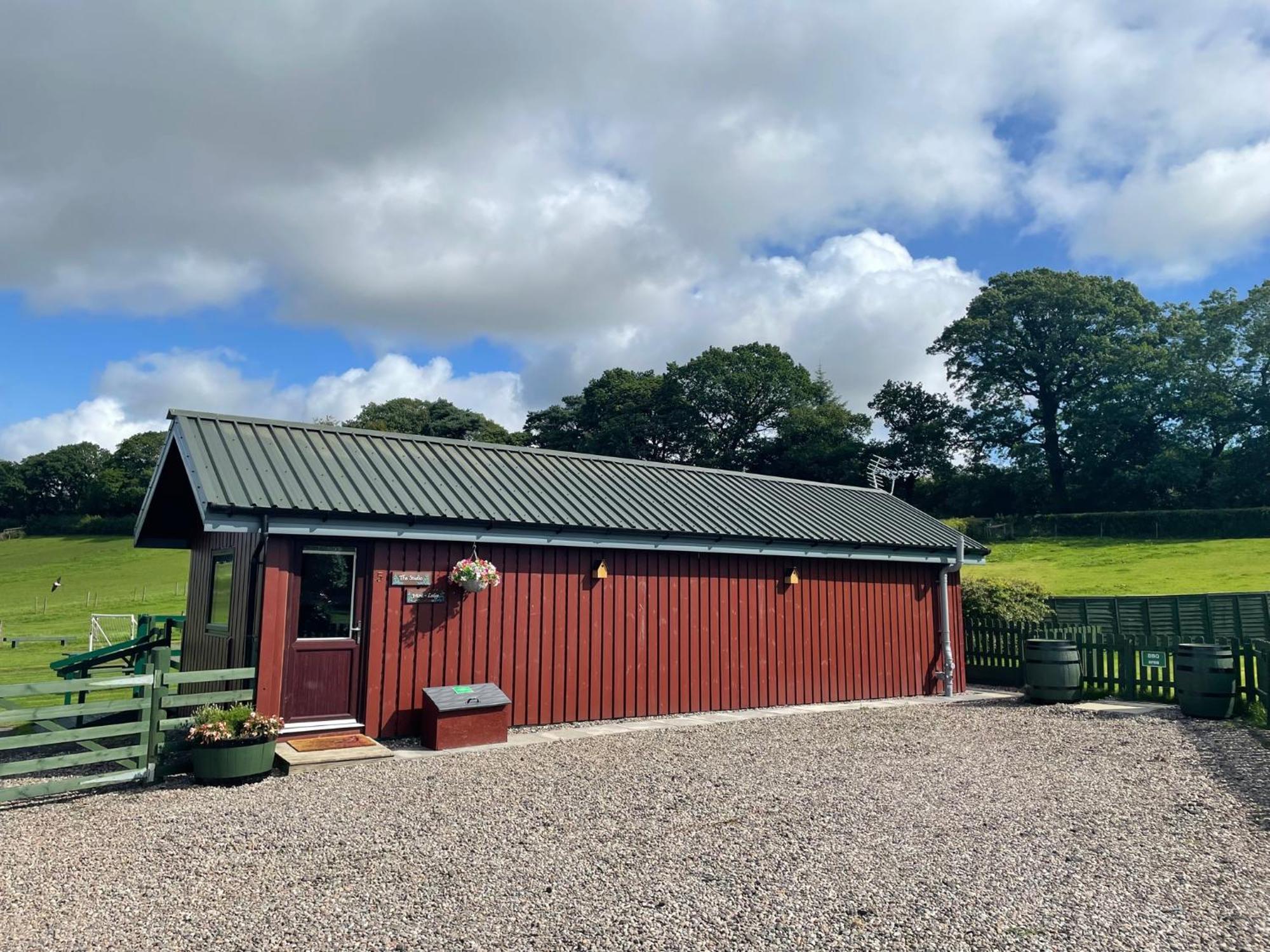 Wellsfield Farm Holiday Lodges Stirling Exterior photo